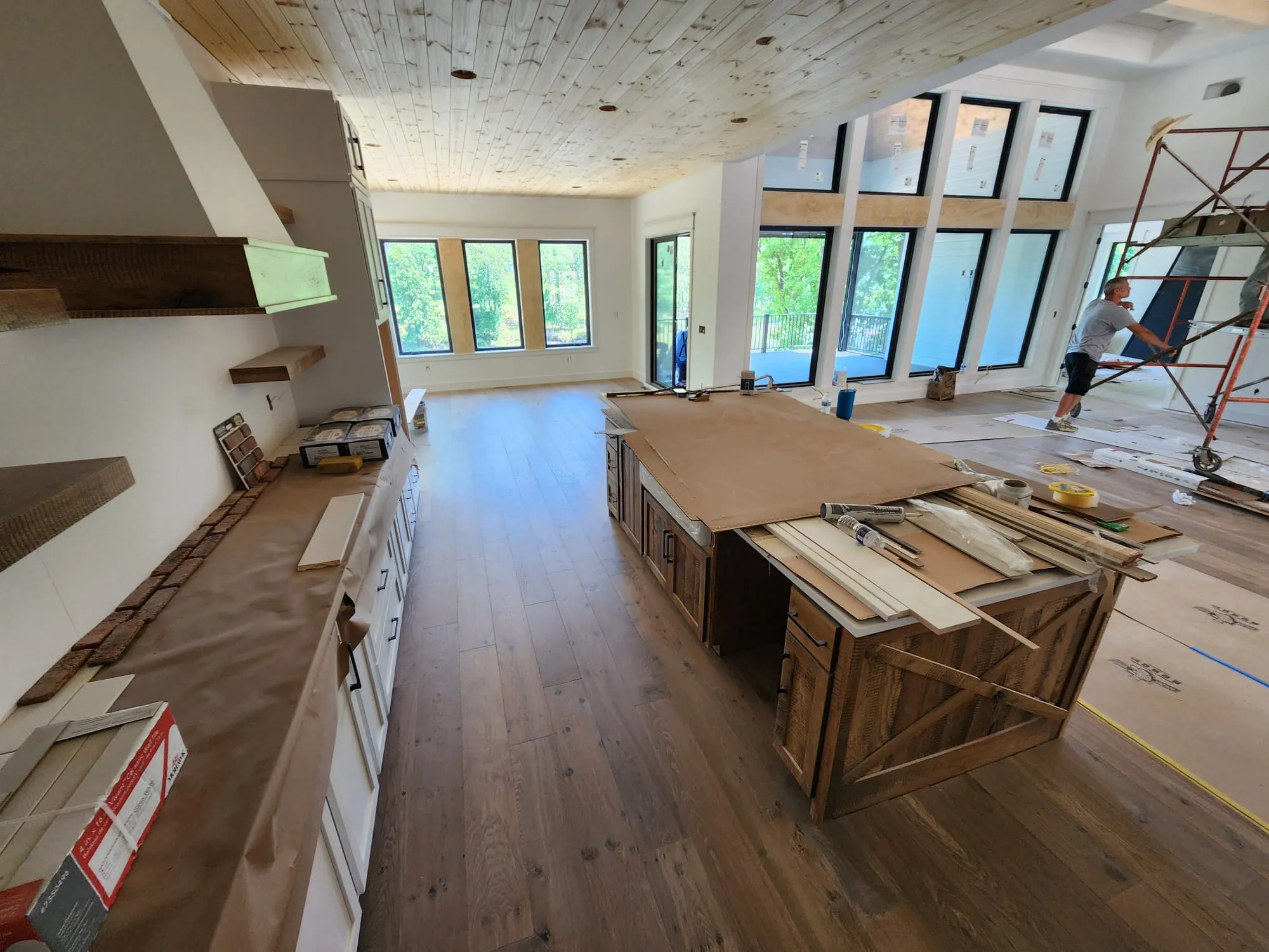 Floor sanding and refinishing services